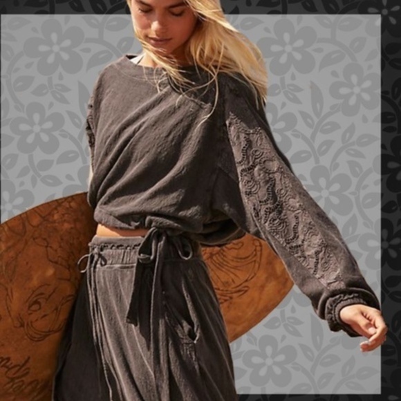 Free People Tops - Anthropologie Free People Movement Field Of Dreams Pullover